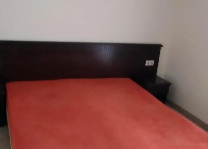 Specious Near Beautiful Апартамент